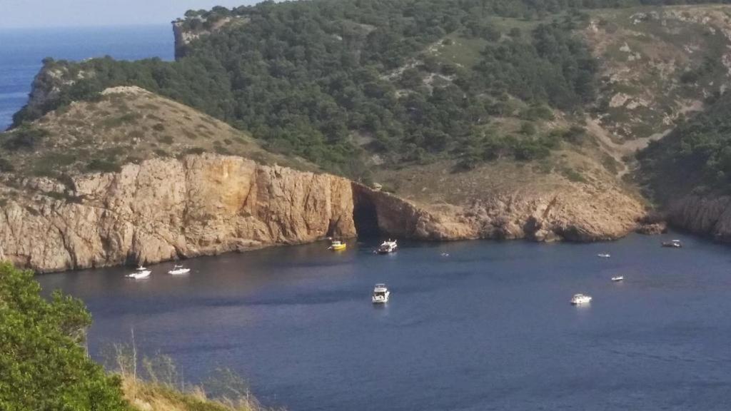 Apartamento Cala Montgo L'Escala Exterior foto